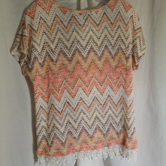 AGB Chevron light weight knit scoop neck sweater - Picture 4 of 4